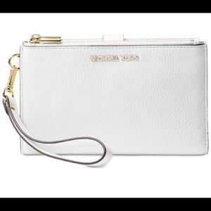 MICHAEL KORS Double Zip phone wristlet. Optic white with gold trim.